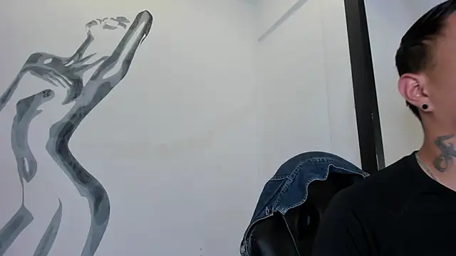 LiamDeep online show from October 9, 8:20 pm