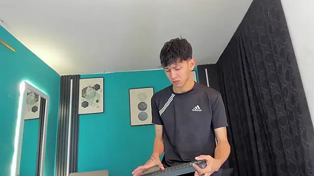 Marcus and Tony online show from April 23, 8:32 pm