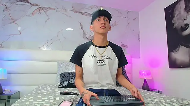 Marcus and Tony online show from March 29, 8:10 pm