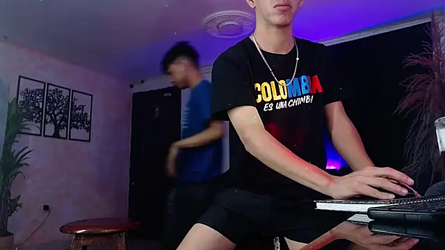 Snapshot of Marcus_and_Tony chatting on September 11, 3:50 am Marcus and Tony online show from September 11, 3:50 am