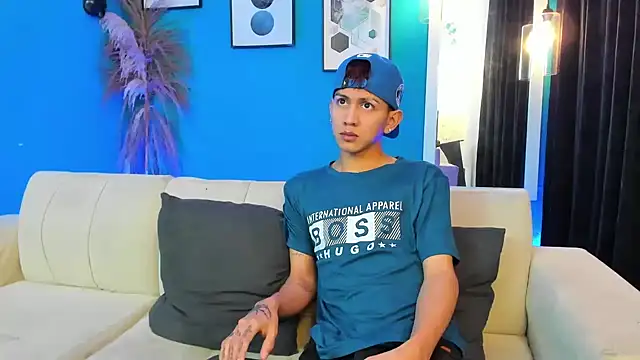 Marcus and Tony online show from February 24, 3:18 am