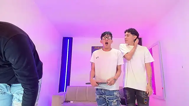 Marcus and Tony online show from June 21, 12:44 pm