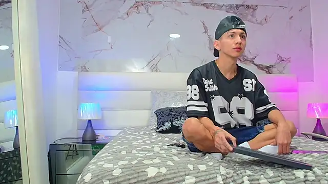 Marcus and Tony online show from March 28, 8:43 pm