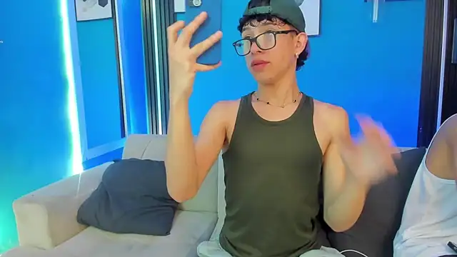 Marcus and Tony online show from March 25, 3:17 am