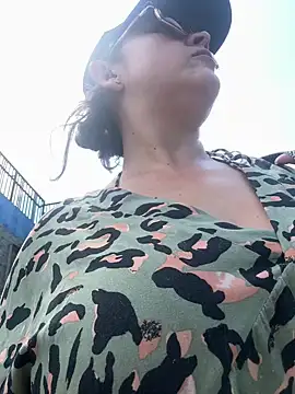 sophie lopez1 online show from February 11, 4:40 pm