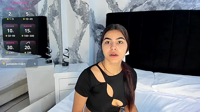 Snapshot of KimberlyLoren chatting on October 29, 12:59 pm KimberlyLoren online show from October 29, 12:59 pm