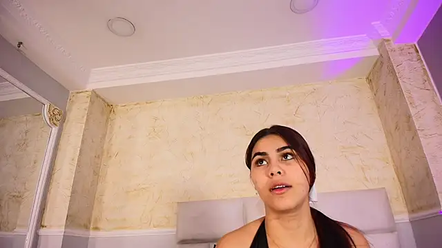 Snapshot of KimberlyLoren chatting on October 4, 12:50 pm KimberlyLoren online show from October 4, 12:50 pm