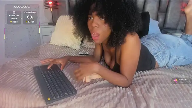 AmiraMorgan online show from October 18, 3:52 am