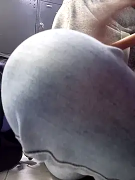 AmiraMorgan online show from November 30, 4:02 am