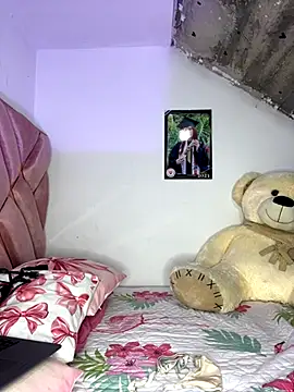 Snapshot of Melody_rouxxx chatting on October 26, 8:31 pm Melody rouxxx online show from October 26, 8:31 pm