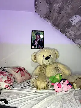 Melody rouxxx online show from April 14, 4:50 am