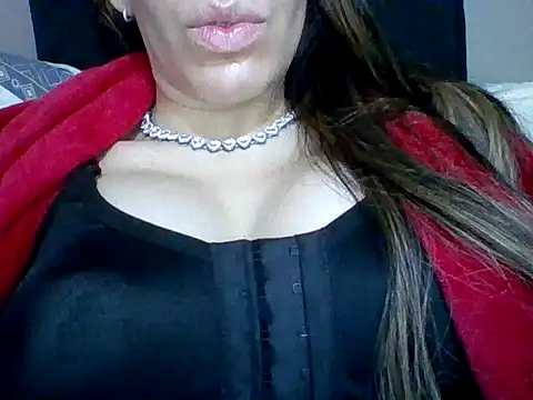 Yasleal online show from April 11, 5:15 am