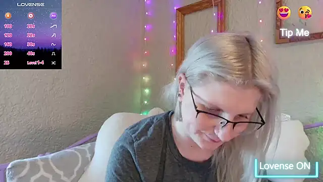 samanthamalichite online show from February 6, 1:51 pm