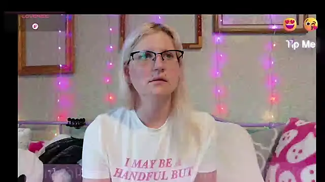 samanthamalichite online show from June 8, 12:38 pm