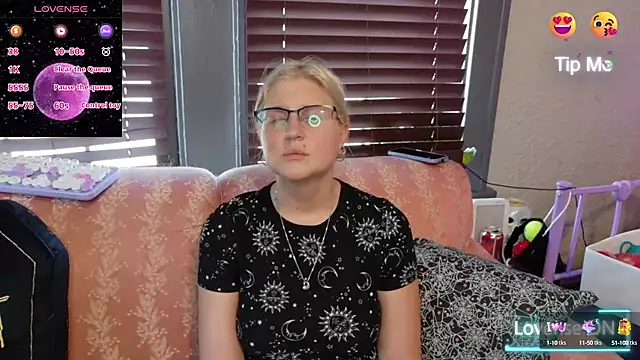 samanthamalichite online show from September 29, 9:09 pm