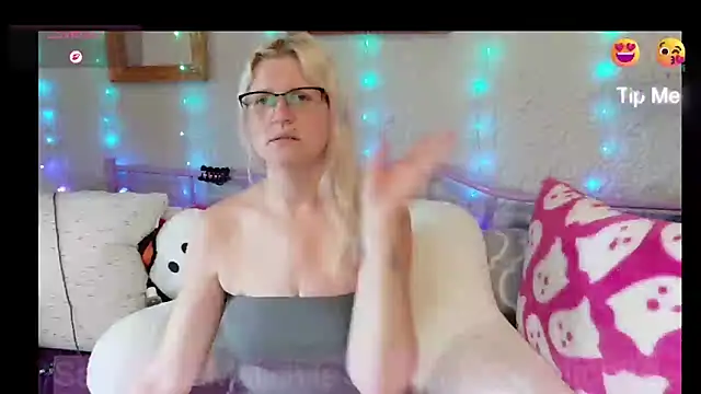samanthamalichite online show from June 16, 12:49 pm