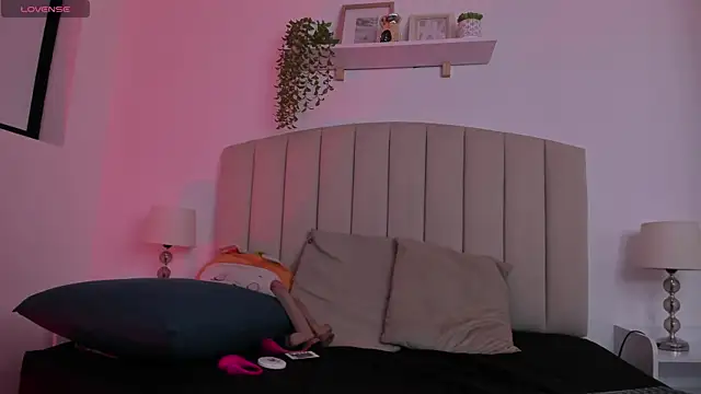 SunshineLizzy online show from October 30, 12:58 pm