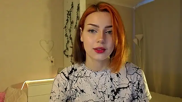 PurrrBerry online show from September 15, 3:29 am