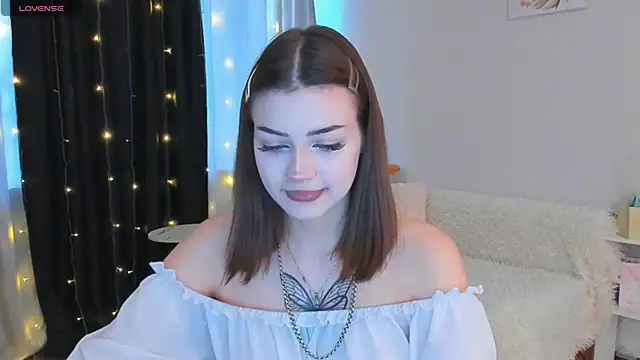 PurrrBerry online show from January 9, 5:14 am