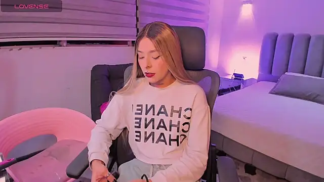 SkyThompson online show from October 25, 4:33 am