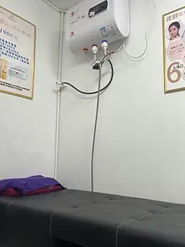 Snapshot of Baby-mmm chatting on November 16, 3:22 am Baby-mmm online show from November 16, 3:22 am