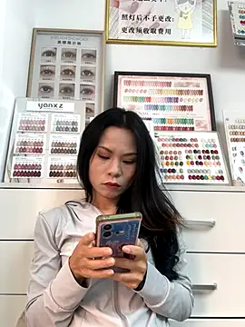 Snapshot of Baby-mmm chatting on October 3, 4:47 am Baby-mmm online show from October 3, 4:47 am