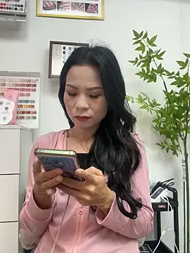 Snapshot of Baby-mmm chatting on November 10, 3:44 am Baby-mmm online show from November 10, 3:44 am