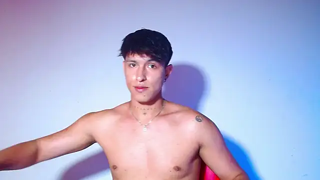 rowanbigboy23 online show from March 23, 8:52 pm