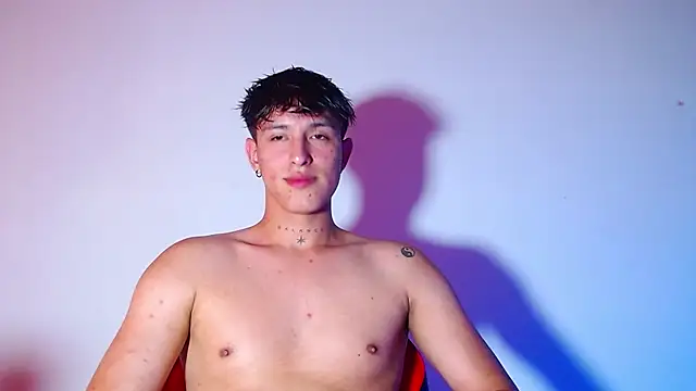 rowanbigboy23 online show from February 6, 5:42 pm