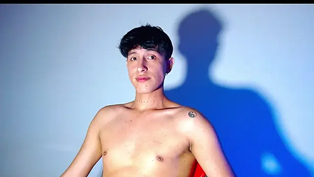 rowanbigboy23 online show from December 5, 3:05 am