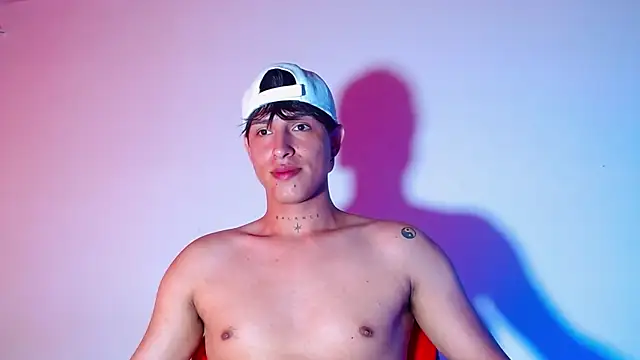 rowanbigboy23 online show from January 11, 3:41 pm