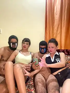 Snapshot of stargroup chatting on October 13, 1:12 pm stargroup online show from October 13, 1:12 pm