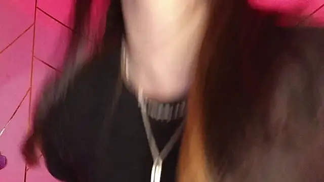 Hollyxx  online show from March 13, 11:10 pm