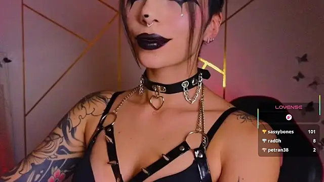 Snapshot of Hollyxx_ chatting on October 4, 5:42 am Hollyxx online show from October 4, 5:42 am