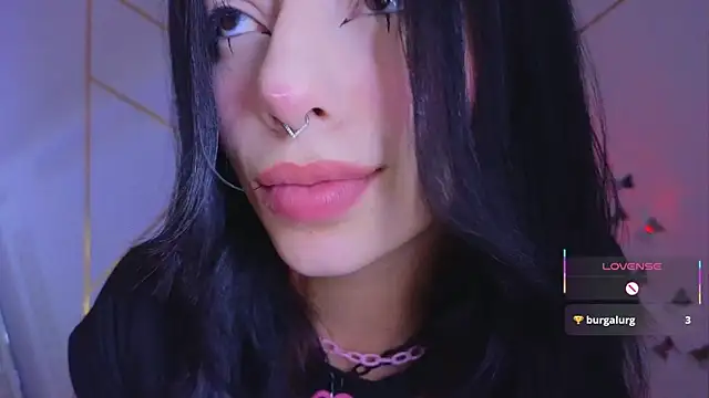 Snapshot of Hollyxx_ chatting on November 6, 1:59 pm Hollyxx online show from November 6, 1:59 pm