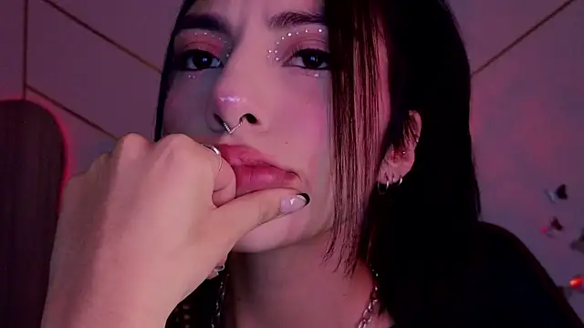 Snapshot of Hollyxx_ chatting on November 26, 4:01 am Hollyxx online show from November 26, 4:01 am