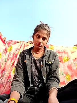 Jyoti thakurr online show from December 2, 3:52 am