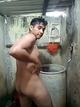 Snapshot of lalop221 chatting on October 4, 11:17 pm lalop221 online show from October 4, 11:17 pm