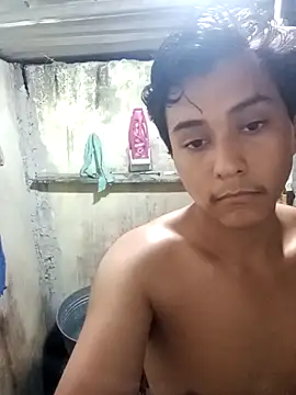 Snapshot of lalop221 chatting on October 20, 3:08 am lalop221 online show from October 20, 3:08 am