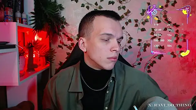 Snapshot of frozen_boy chatting on September 22, 4:02 pm frozen boy online show from September 22, 4:02 pm