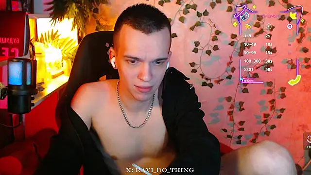 Snapshot of frozen_boy chatting on September 15, 4:07 pm frozen boy online show from September 15, 4:07 pm