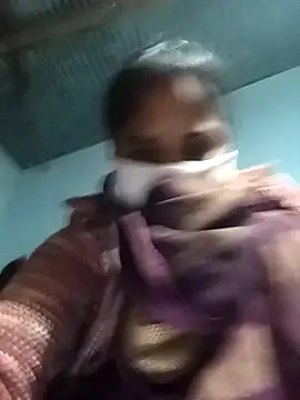 Sheema tyagi online show from November 14, 10:02 pm