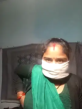 Sheema tyagi online show from November 19, 6:30 pm