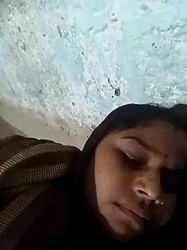 Sheema tyagi online show from October 29, 6:07 pm