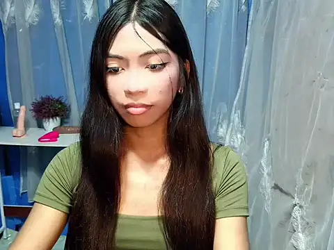 Snapshot of Kayra_Slut122 chatting on October 5, 9:55 am Kayra Slut122 online show from October 5, 9:55 am