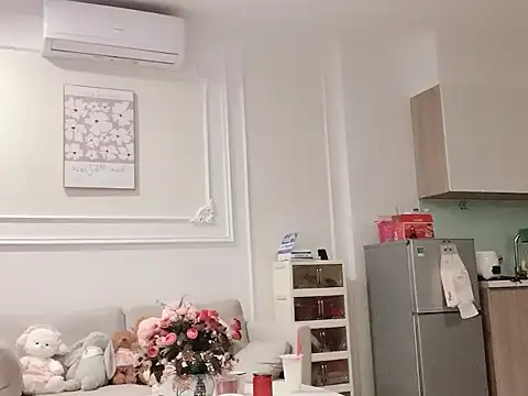 Snapshot of _Melancholy_ chatting on November 10, 8:41 am Melancholy online show from November 10, 8:41 am