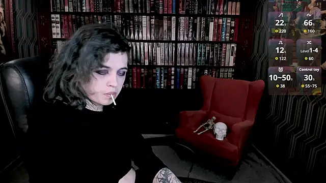 Snapshot of NoelleGothicShadow chatting on July 5, 12:48 am NoelleGothicShadow online show from July 5, 12:48 am
