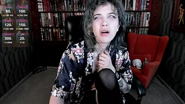 Snapshot of NoelleGothicShadow chatting on July 18, 12:52 am NoelleGothicShadow online show from July 18, 12:52 am