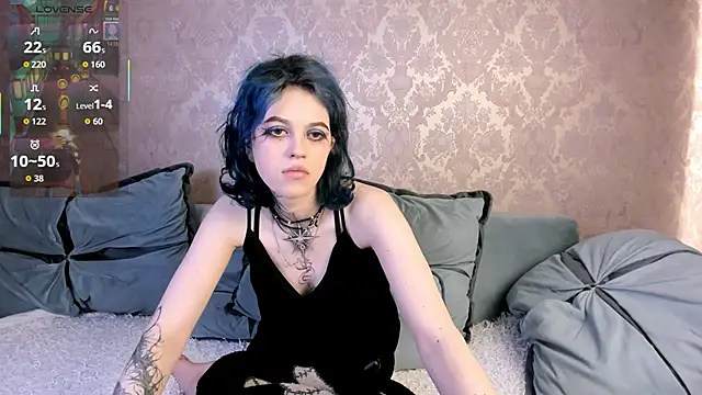 NoelleGothicShadow online show from March 8, 10:24 pm