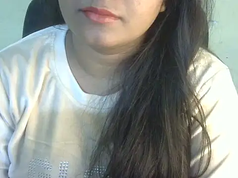 Snapshot of Aanya_Hazel chatting on December 20, 9:50 pm Aanya Hazel online show from December 20, 9:50 pm